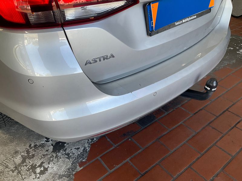 Opel Astra 1.6 CDTI DPF Edition Start/Stop 2019 – снимка 27
