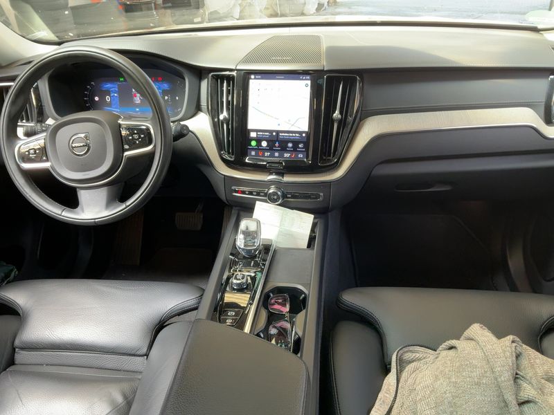 Volvo XC60 2.0 B4 Mild-Hybrid Plus Bright 2WD 2022 – снимка 18