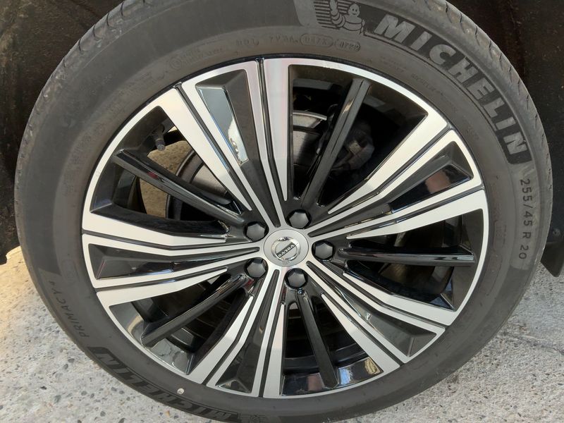 Volvo XC60 2.0 B4 Mild-Hybrid Plus Bright 2WD 2022 – снимка 9