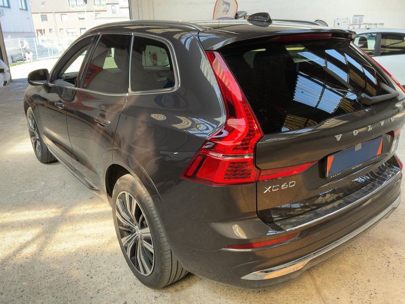 Volvo XC60 2.0 B4 Mild-Hybrid Plus Bright 2WD 2022 – снимка 6