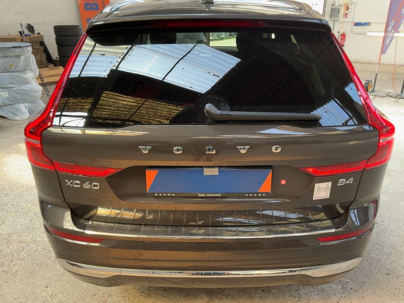 Volvo XC60 2.0 B4 Mild-Hybrid Plus Bright 2WD 2022 – снимка 7