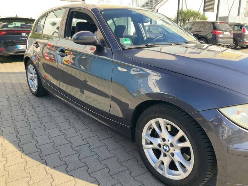 BMW 1er 118i 2007 – снимка 12