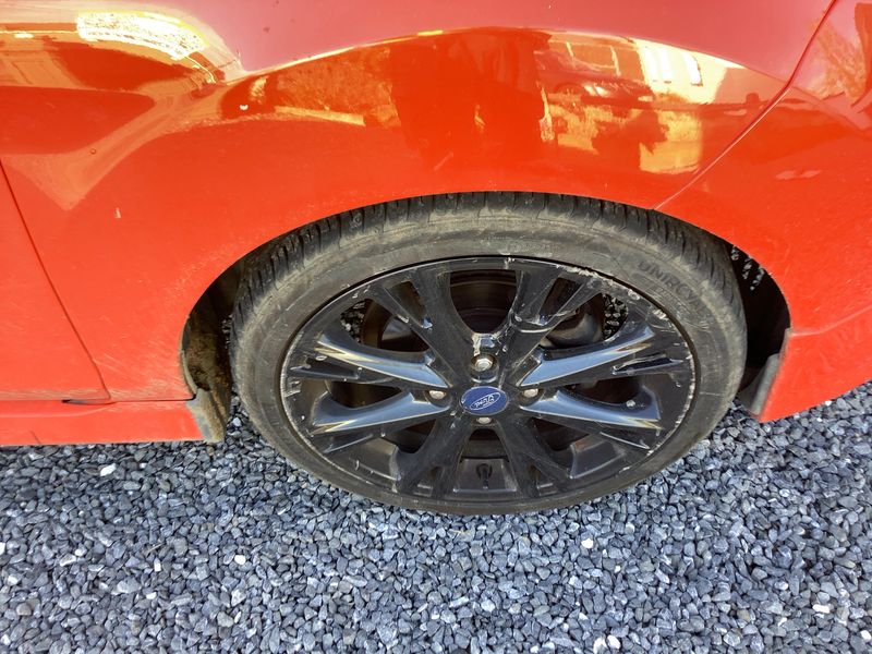 Ford Fiesta 1.0 EcoBoost Sport 2015 – снимка 11
