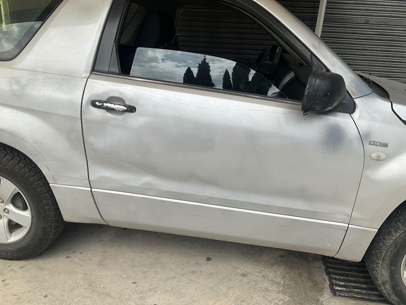 Suzuki Grand Vitara 1.9 DDiS JX 2006 – снимка 29