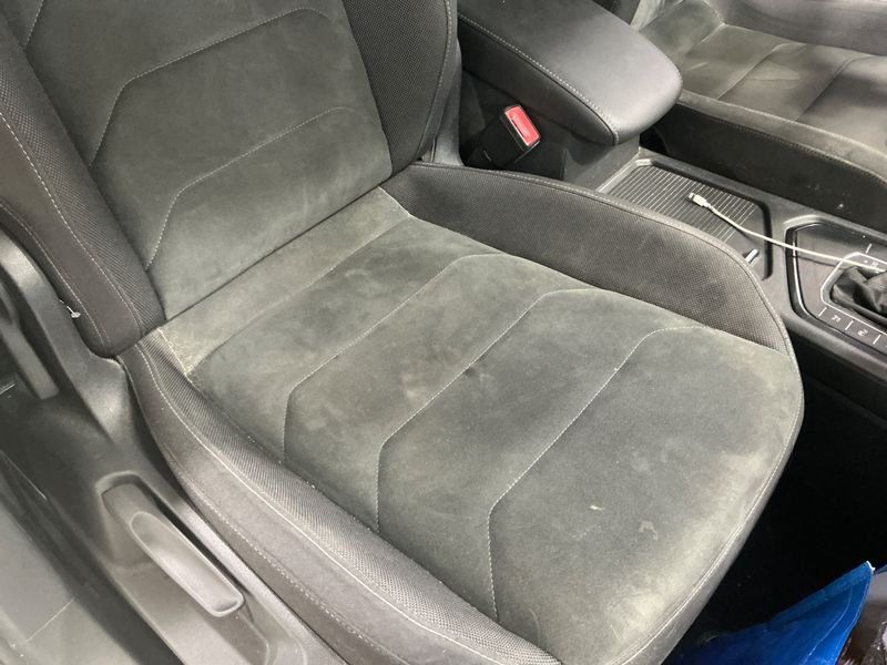 Volkswagen Tiguan 2.0 TDI Carat Exclusive BlueMotion Tech 2017 – снимка 24