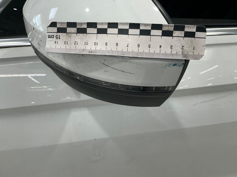 Volkswagen Tiguan 2.0 TDI Carat Exclusive BlueMotion Tech 2017 – снимка 32