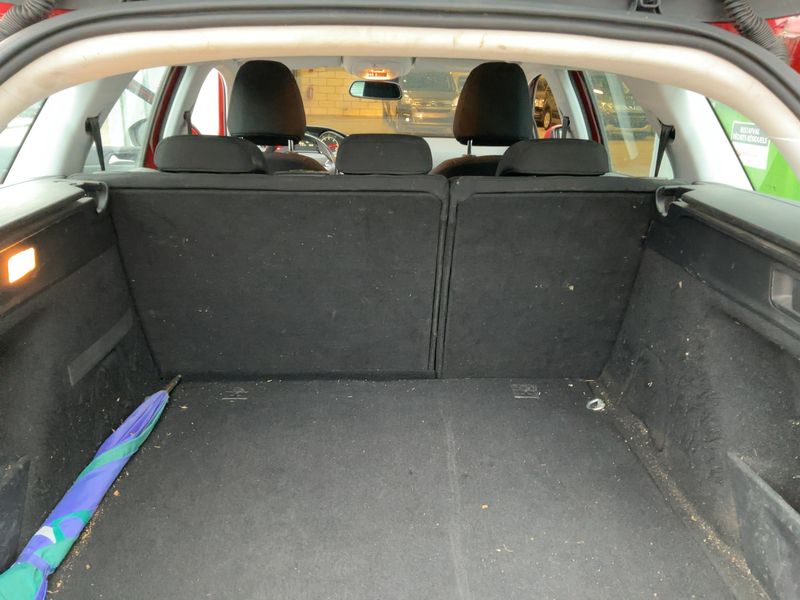 Peugeot 308 1.6 e-HDi 2015 – снимка 10