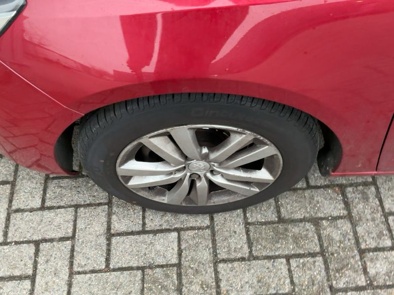 Peugeot 308 1.6 e-HDi 2015 – снимка 17