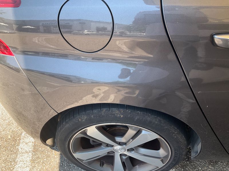 Peugeot 308 1.6 e-HDi Allure 2014 – снимка 22