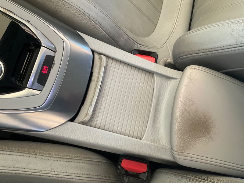 Peugeot 308 1.6 e-HDi Allure 2014 – снимка 27