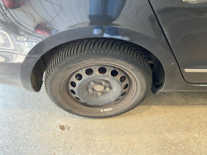 Skoda Superb 2.0 TDI Elegance 2013 – снимка 9