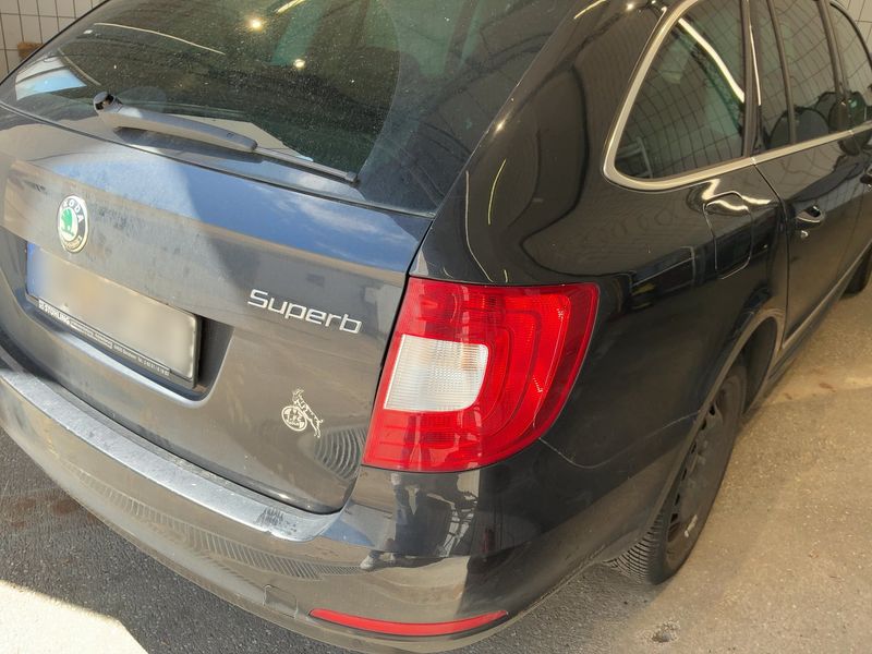Skoda Superb 2.0 TDI Elegance 2013 – снимка 8