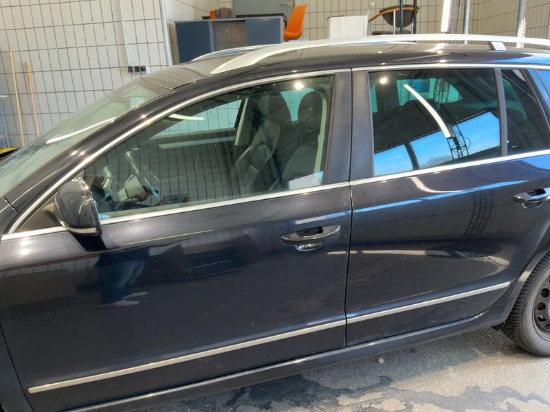 Skoda Superb 2.0 TDI Elegance 2013 – снимка 4