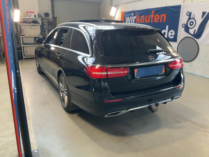 Mercedes-Benz E-Klasse E 350 d T AMG Line 2019 – снимка 6