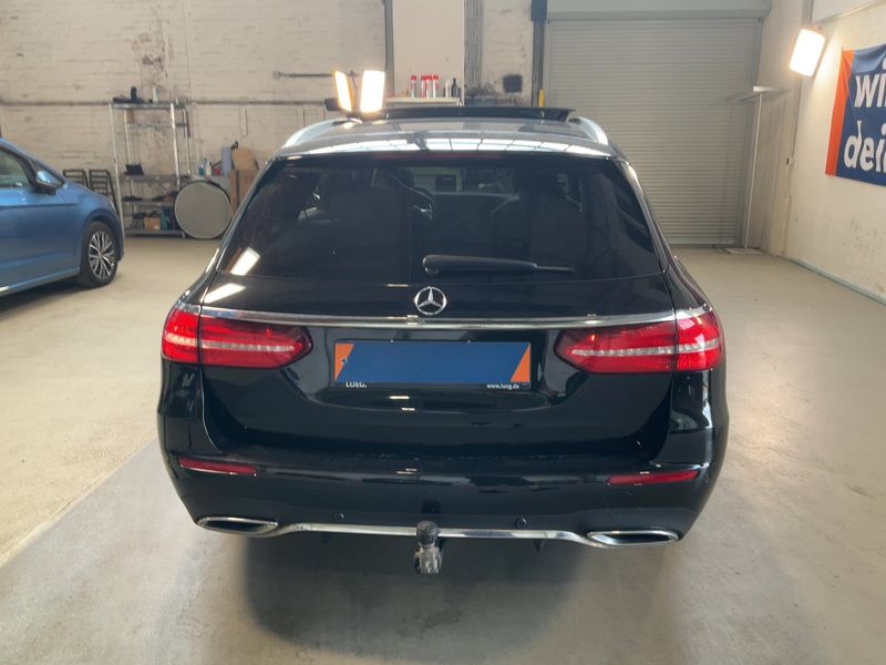 Mercedes-Benz E-Klasse E 350 d T AMG Line 2019 – снимка 7