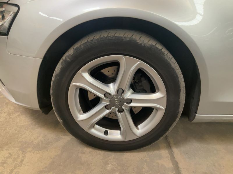 Audi A4 2.0 TDI Ambiente 2015 – снимка 17