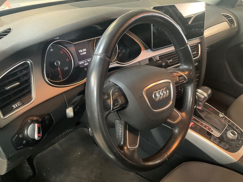 Audi A4 2.0 TDI Ambiente 2015 – снимка 22