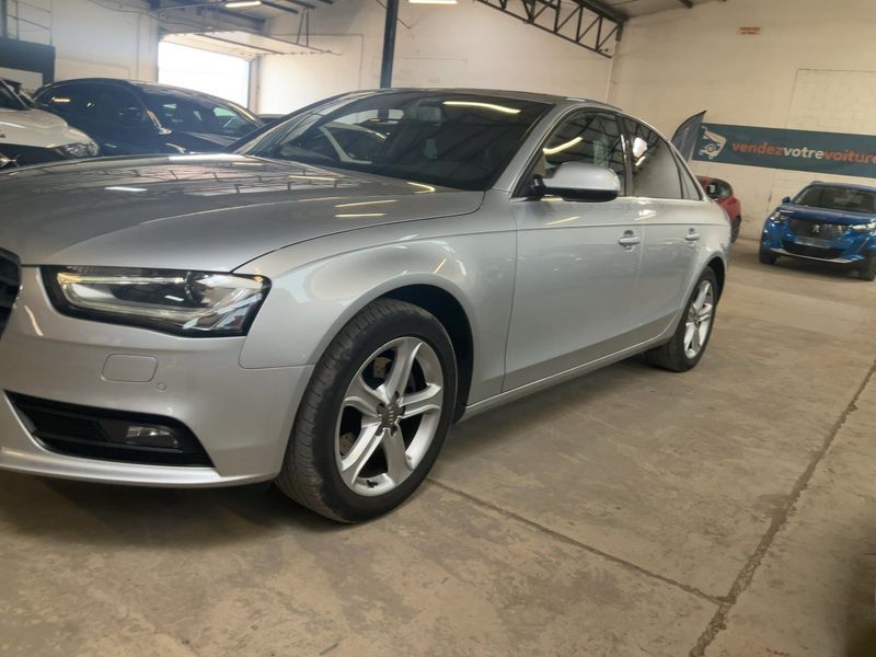 Audi A4 2.0 TDI Ambiente 2015 – снимка 2