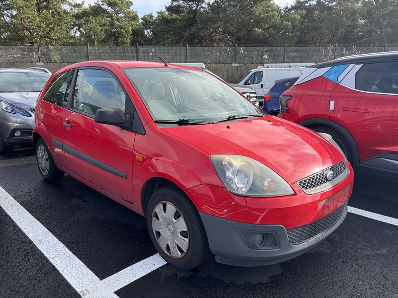 Ford Fiesta 1.4 TDCi Ambiente 2008 – снимка 6