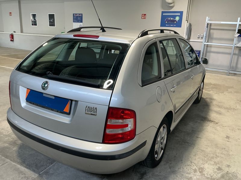 Skoda Fabia 1.4 Ambiente 2007 – снимка 2