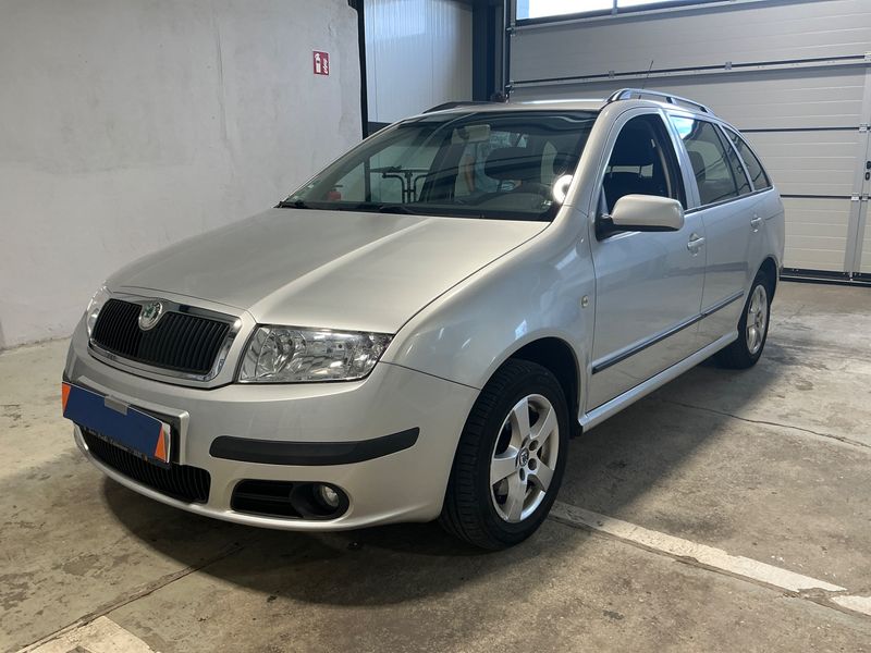 Skoda Fabia 1.4 Ambiente 2007 – снимка 1