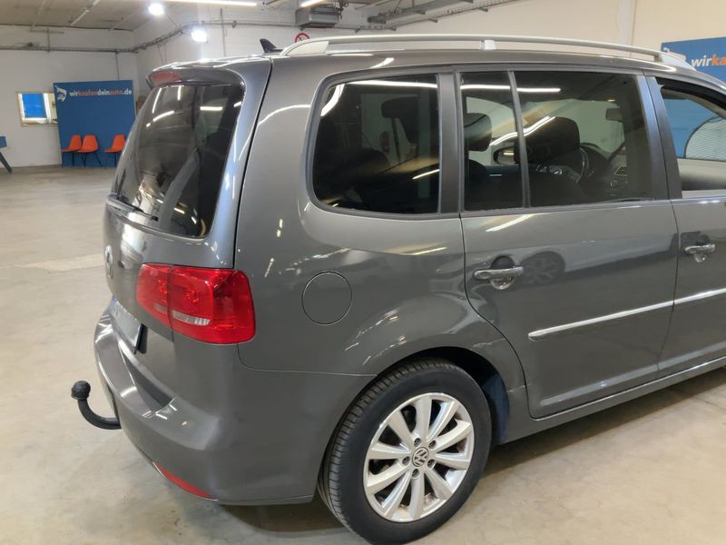 Volkswagen Touran 2.0 TDI Highline 2013 – снимка 8