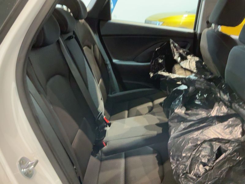 Hyundai i30 1.6 CRDi Trend 2020 – снимка 14