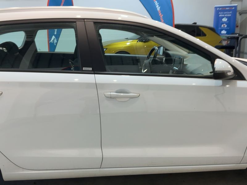 Hyundai i30 1.6 CRDi Trend 2020 – снимка на щета