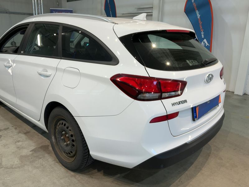 Hyundai i30 1.6 CRDi Trend 2020 – снимка 3