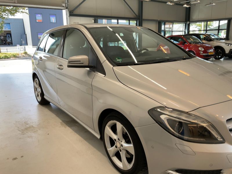 Mercedes-Benz B-Klasse B 180 2014 – снимка 12