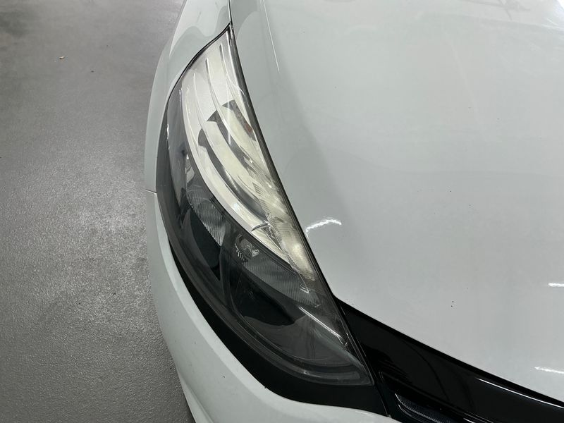 Renault Clio 1.2 Life 2016 – снимка 42