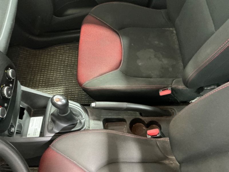 Renault Clio 1.2 Life 2016 – снимка 32