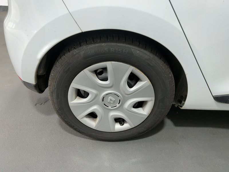 Renault Clio 1.2 Life 2016 – снимка 9
