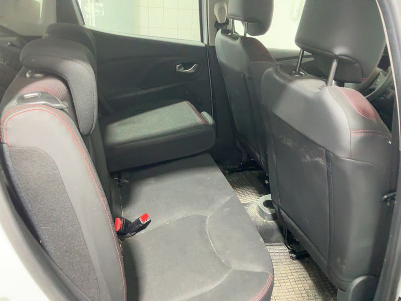 Renault Clio 1.2 Life 2016 – снимка 20