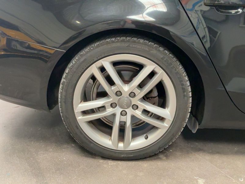 Audi A4 2.0 TDI quattro S line Sportpaket plus 2013 – снимка 19
