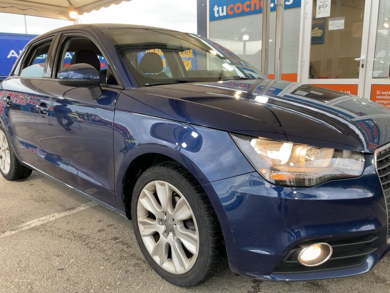 Audi A1 Sportback 1.6 TDI Ambition 2013 – снимка 12