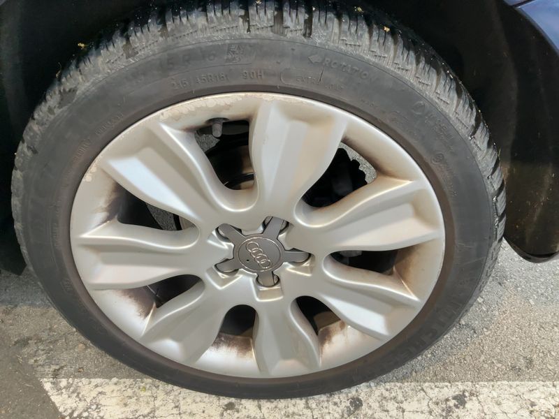 Audi A1 Sportback 1.6 TDI Ambition 2013 – снимка 5