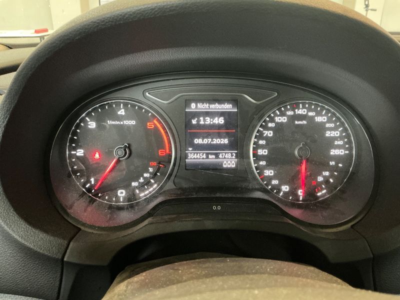 Audi A3 Sportback 2.0 TDI quattro Ambiente 2014 – снимка 19