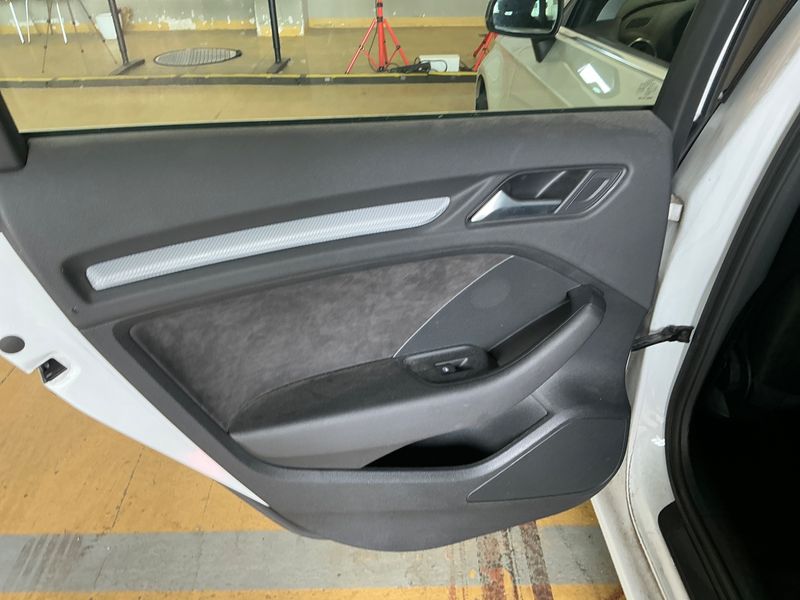 Audi A3 Sportback 2.0 TDI quattro Ambiente 2014 – снимка 30