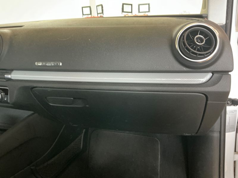 Audi A3 Sportback 2.0 TDI quattro Ambiente 2014 – снимка 25