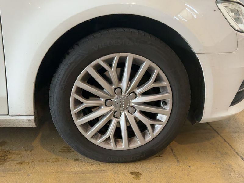 Audi A3 Sportback 2.0 TDI quattro Ambiente 2014 – снимка 11