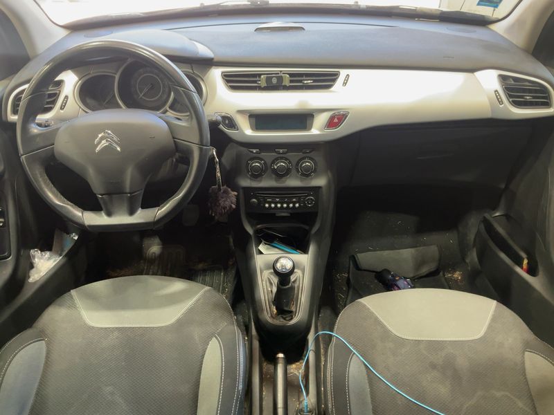 Citroen C3 1.6 HDi Confort 2012 – снимка 17