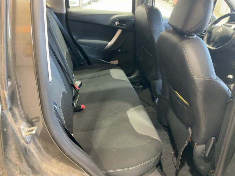 Citroen C3 1.6 HDi Confort 2012 – снимка 19
