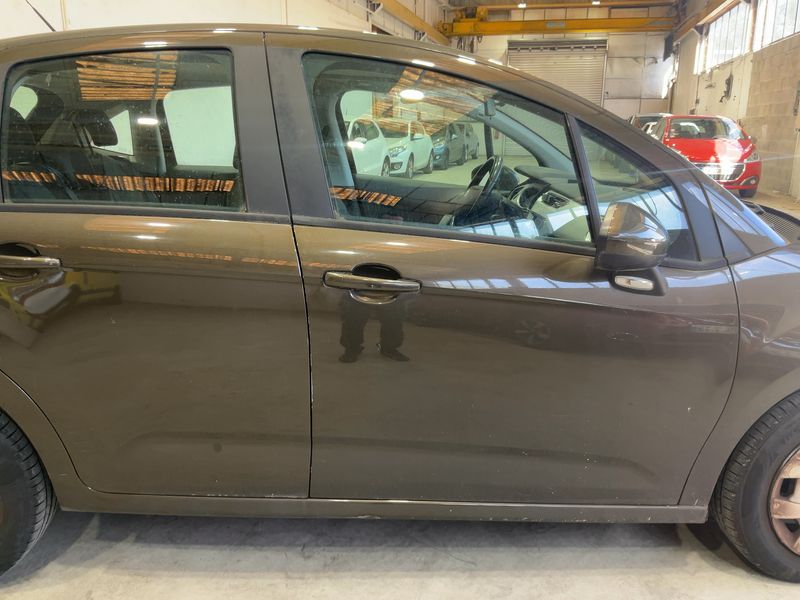 Citroen C3 1.6 HDi Confort 2012 – снимка 10