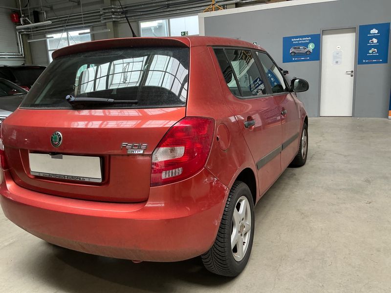 Skoda Fabia 1.2 Classic 2009 – снимка 2