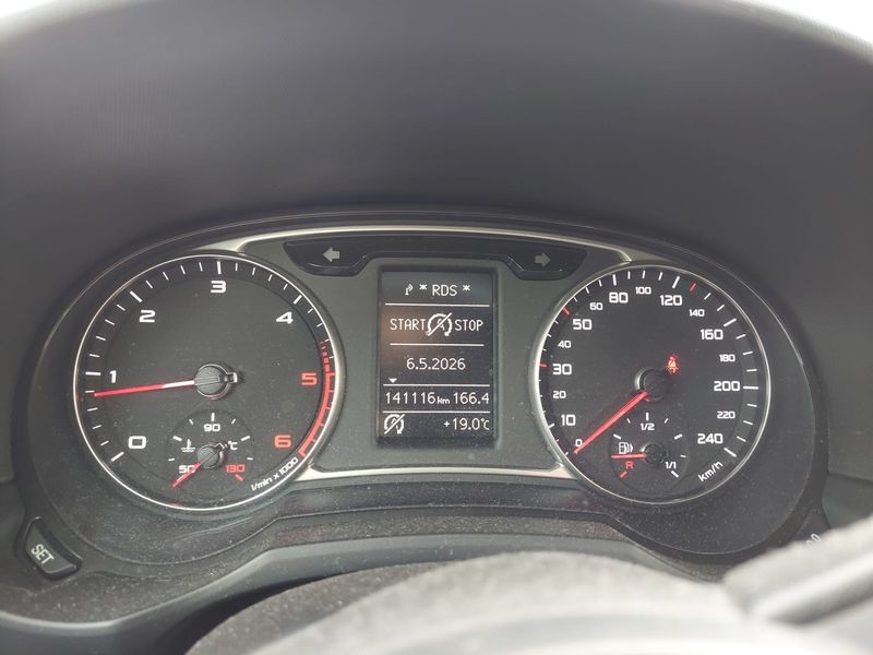 Audi A1 Sportback 1.6 TDI Attraction 2015 – снимка 12