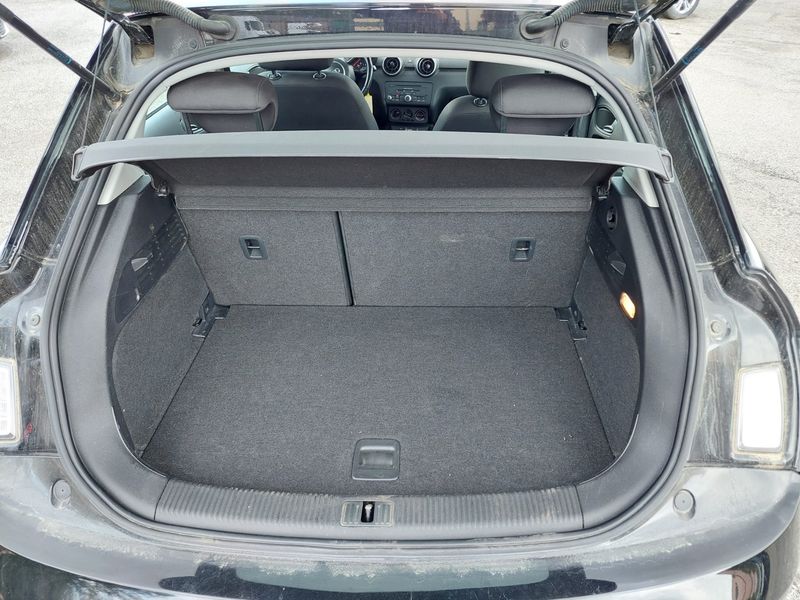 Audi A1 Sportback 1.6 TDI Attraction 2015 – снимка 9