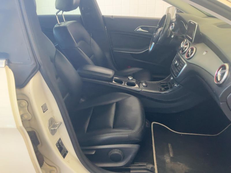Mercedes-Benz CLA-Klasse CLA 200 d Sport 2014 – снимка 16