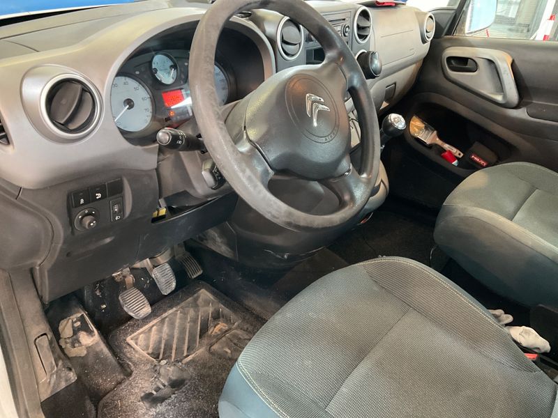Citroen Berlingo 1.6 Blue-HDi Seduction (N1) 2018 – снимка 24