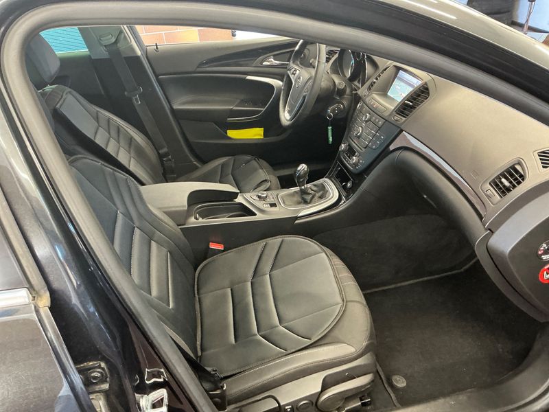 Opel Insignia 2.0 CDTI Biturbo 150 Jahre Opel 2013 – снимка 3